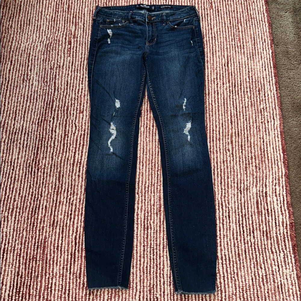 Hollister Skinny Jeans Dark Blue Wash Size 7L 28 Waist 33 Length
